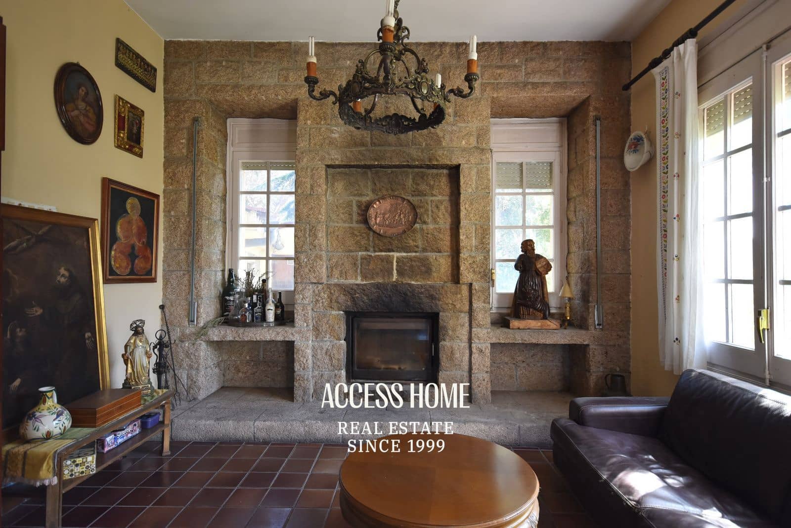 9 slaapkamer Villa te koop in Montornes del Valles met zwembad garage - € 850.000 (Ref: 9795659)