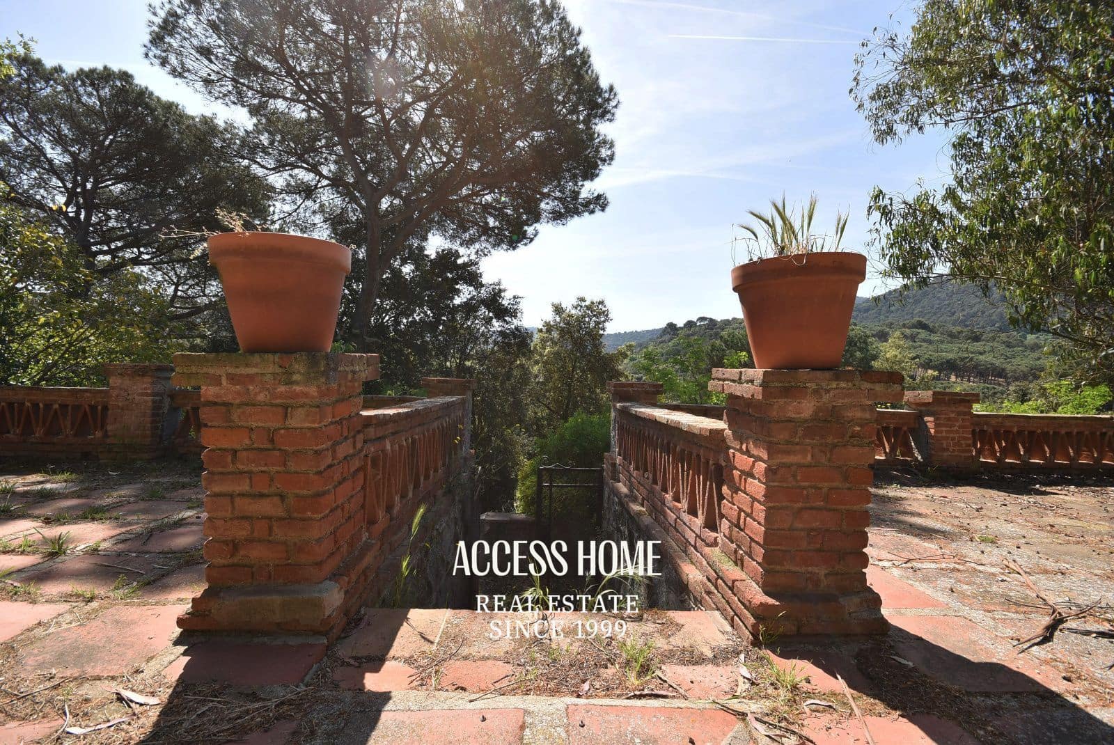 9 slaapkamer Villa te koop in Montornes del Valles met zwembad garage - € 850.000 (Ref: 9795659)