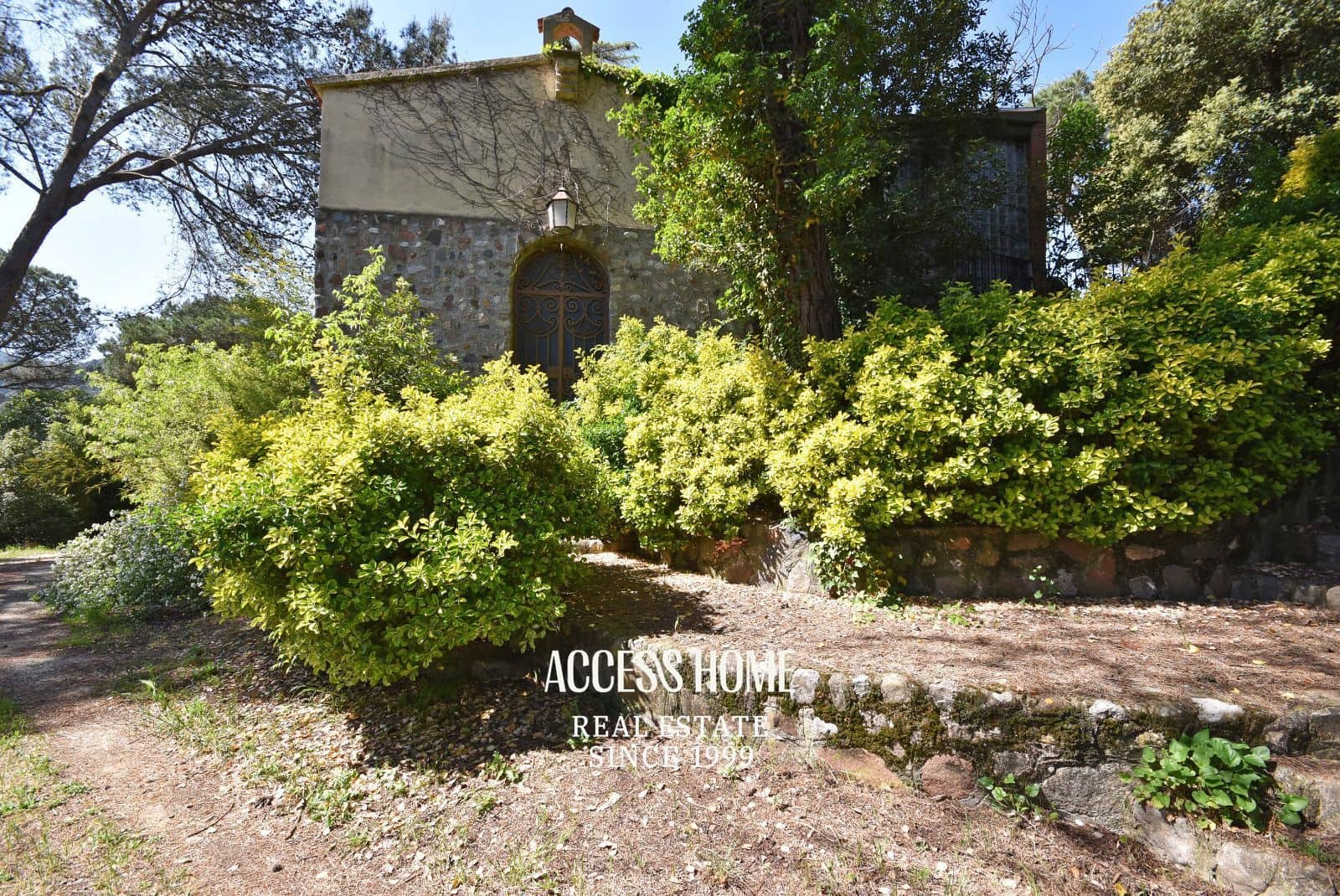 9 slaapkamer Villa te koop in Montornes del Valles met zwembad garage - € 850.000 (Ref: 9795659)