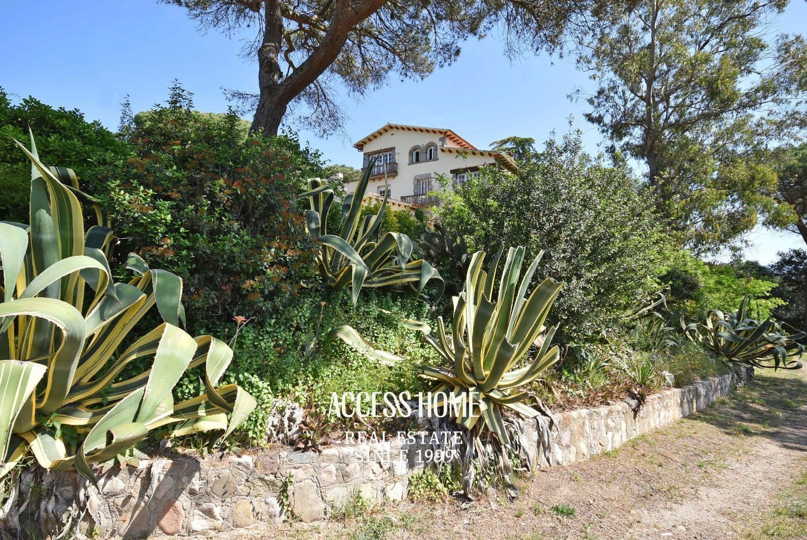 9 slaapkamer Villa te koop in Montornes del Valles met zwembad garage - € 850.000 (Ref: 9795659)