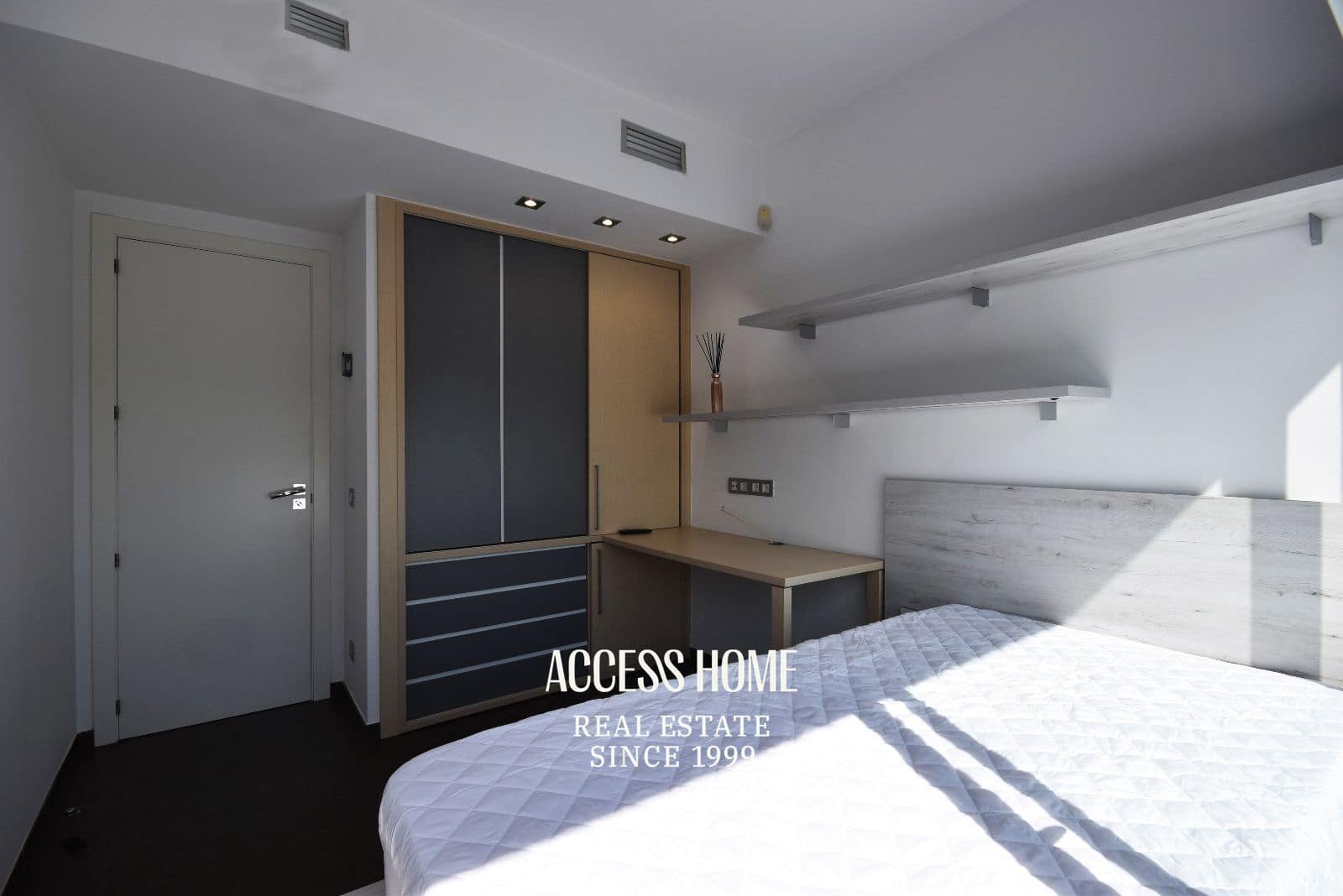 5 bedroom Villa for sale in Mataro with pool garage - € 1,050,000 (Ref: 9807286)