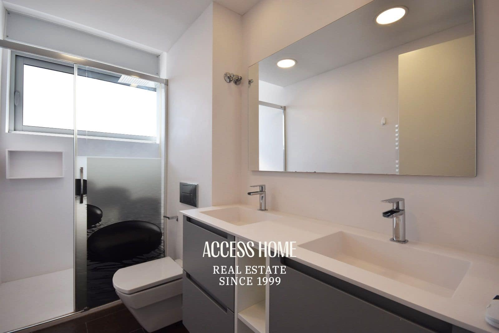 5 bedroom Villa for sale in Mataro with pool garage - € 1,050,000 (Ref: 9807286)