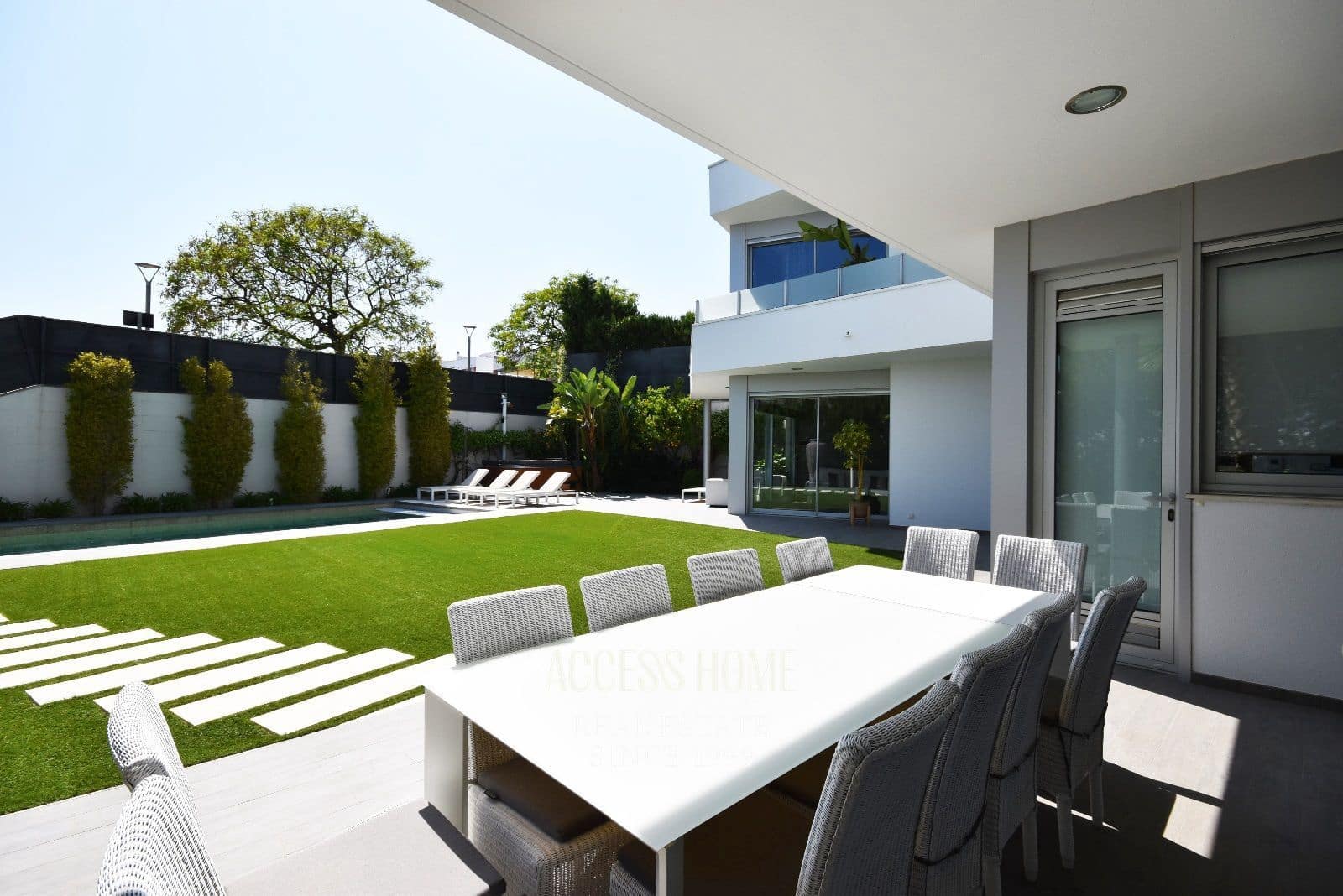 5 bedroom Villa for sale in Mataro with pool garage - € 1,050,000 (Ref: 9807286)