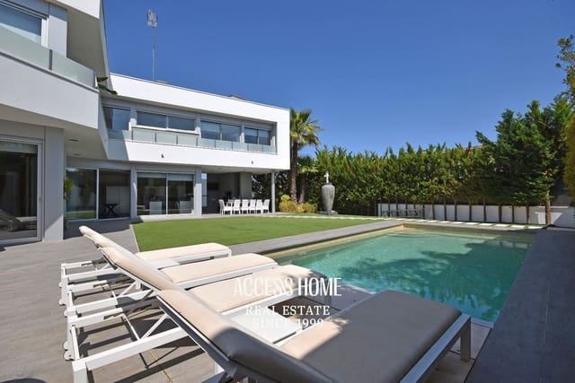 5 bedroom Villa for sale in Mataró with pool garage - € 1,050,000 (Ref: 9807286)