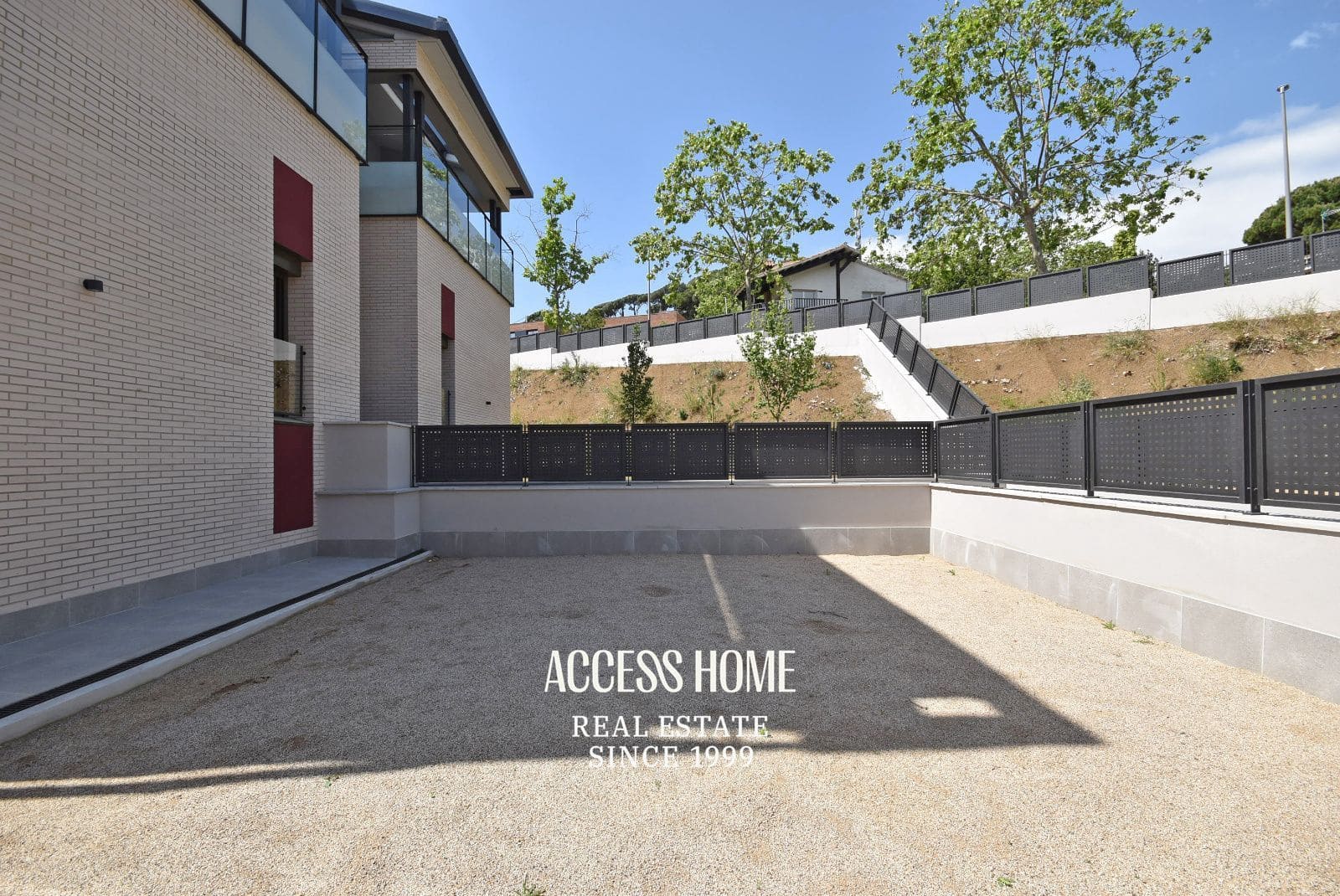 2 bedroom Flat for sale in Premia de Dalt with pool garage - € 498,000 (Ref: 9810430)