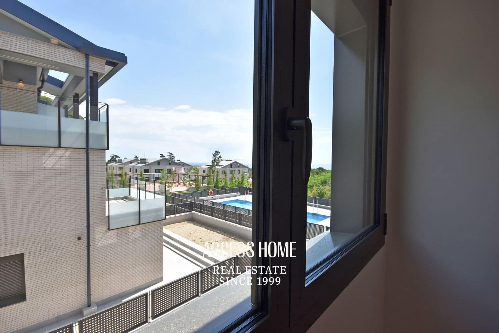 Piso de 2 habitaciones en Premià de Dalt en venta con piscina garaje - 513.500 € (Ref: 9810433)