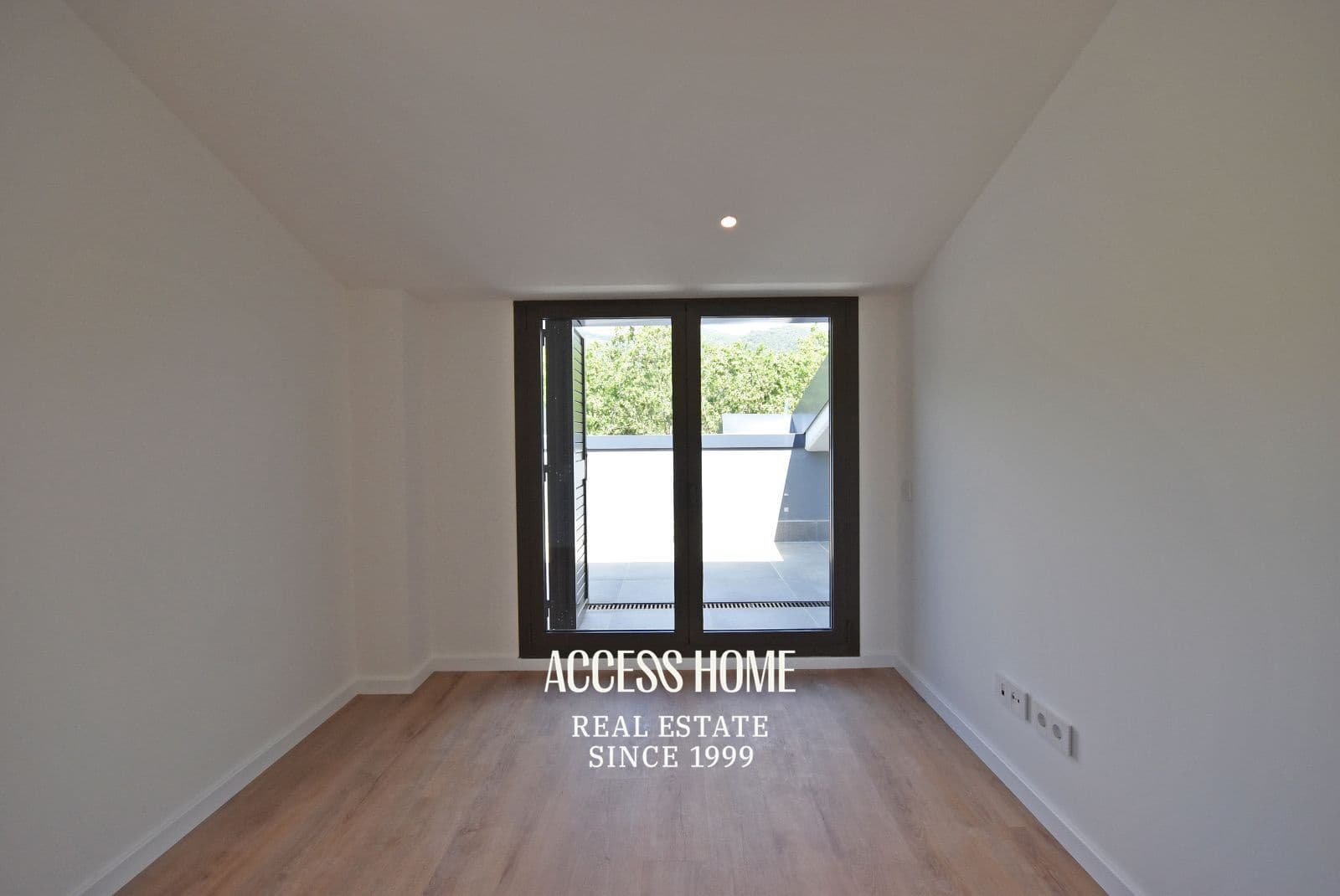 3 Zimmer Wohnung zu verkaufen in Premia de Dalt mit Pool Garage - 618.000 € (Ref: 9810434)