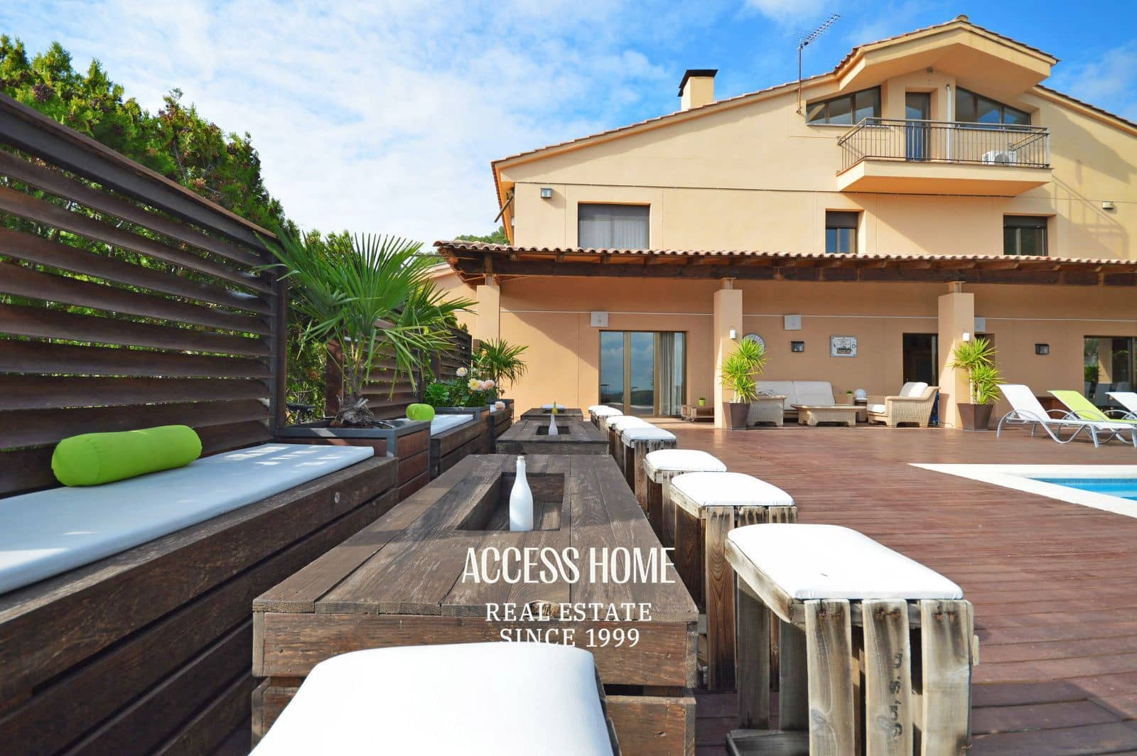 10 bedroom Villa for sale in Sant Feliu de Codines with pool garage - € 1,990,000 (Ref: 9816553)