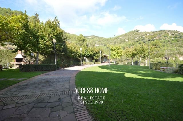 10 bedroom Villa for sale in Sant Feliu de Codines with pool garage - € 1,990,000 (Ref: 9816553)