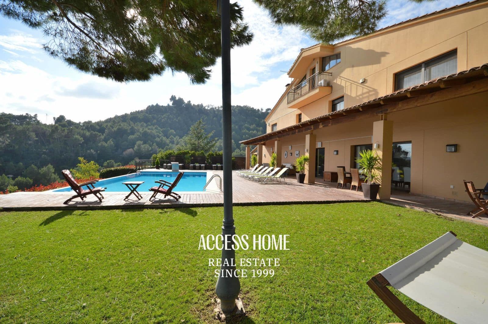 10 bedroom Villa for sale in Sant Feliu de Codines with pool garage - € 1,990,000 (Ref: 9816553)