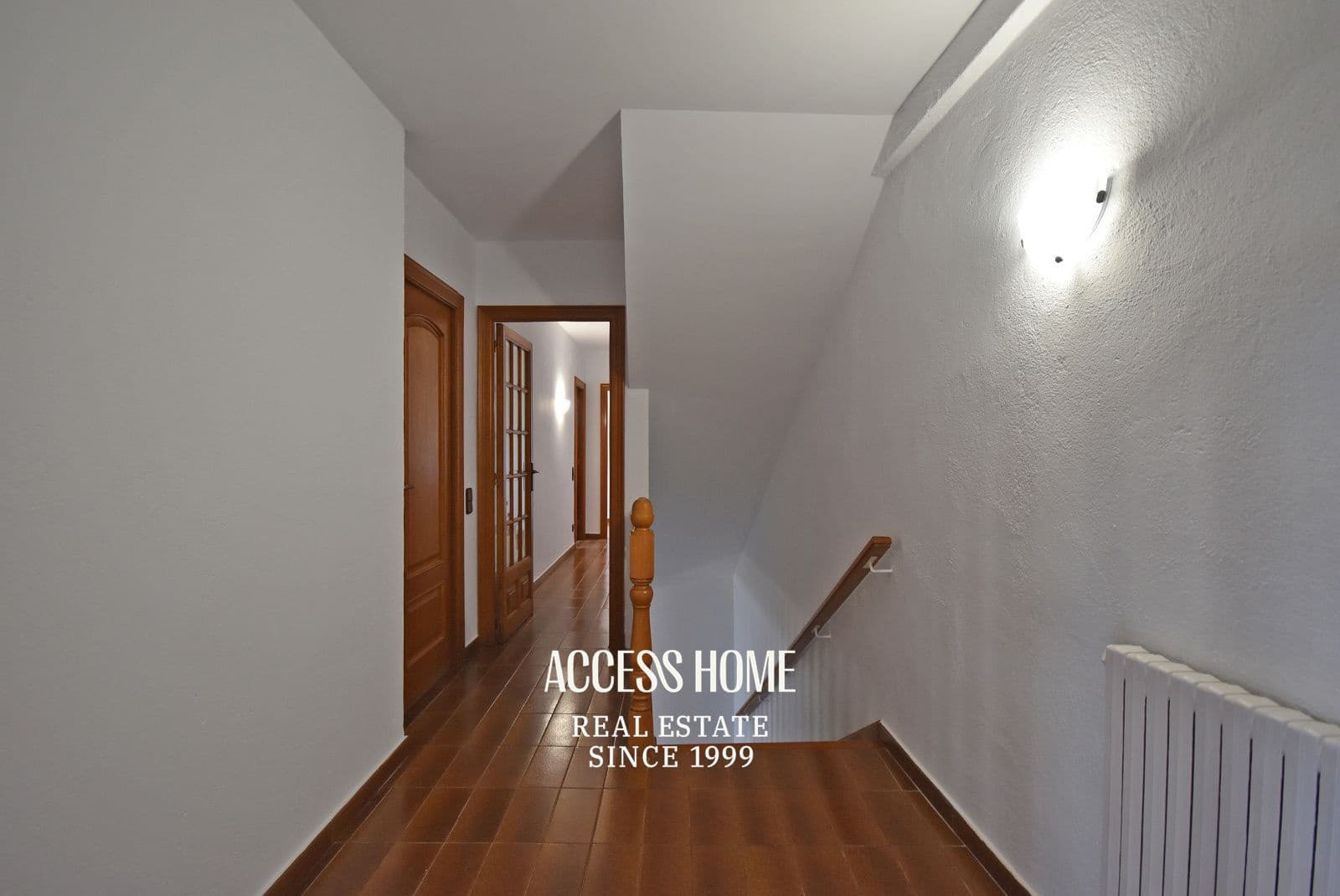 4 soveværelse Byhus til salg i Sant Vicenc de Montalt med garage - € 575.000 (Ref: 9821716)