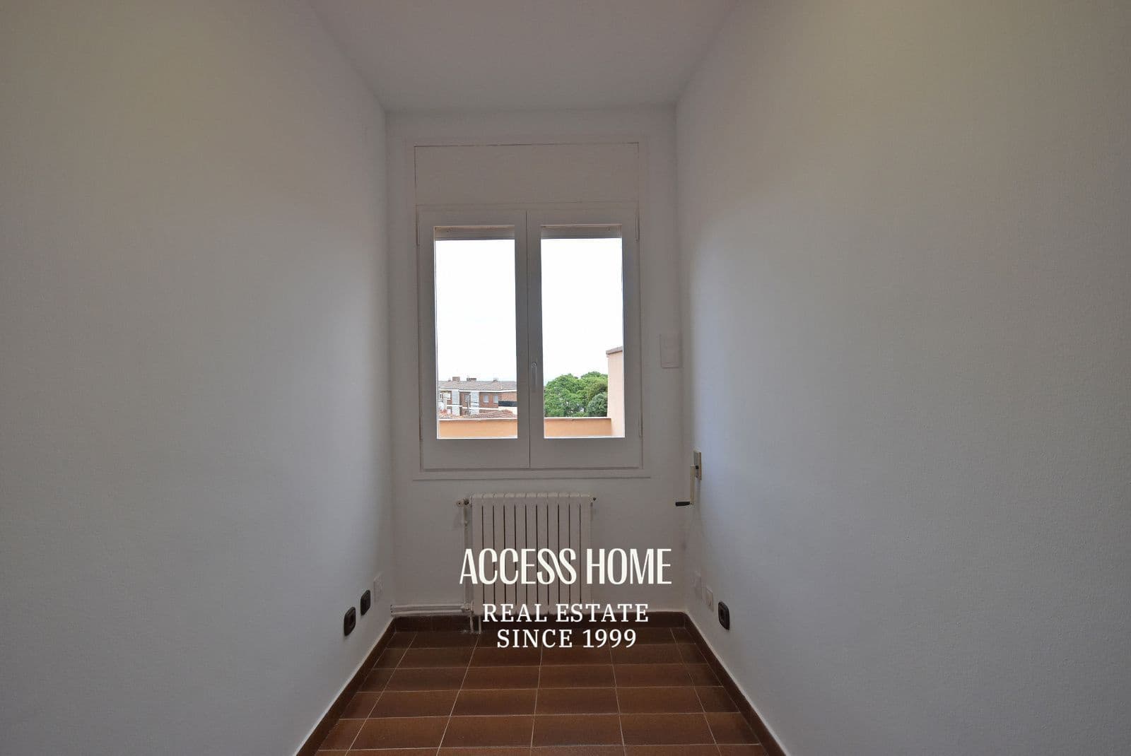 4 soveværelse Byhus til salg i Sant Vicenc de Montalt med garage - € 575.000 (Ref: 9821716)
