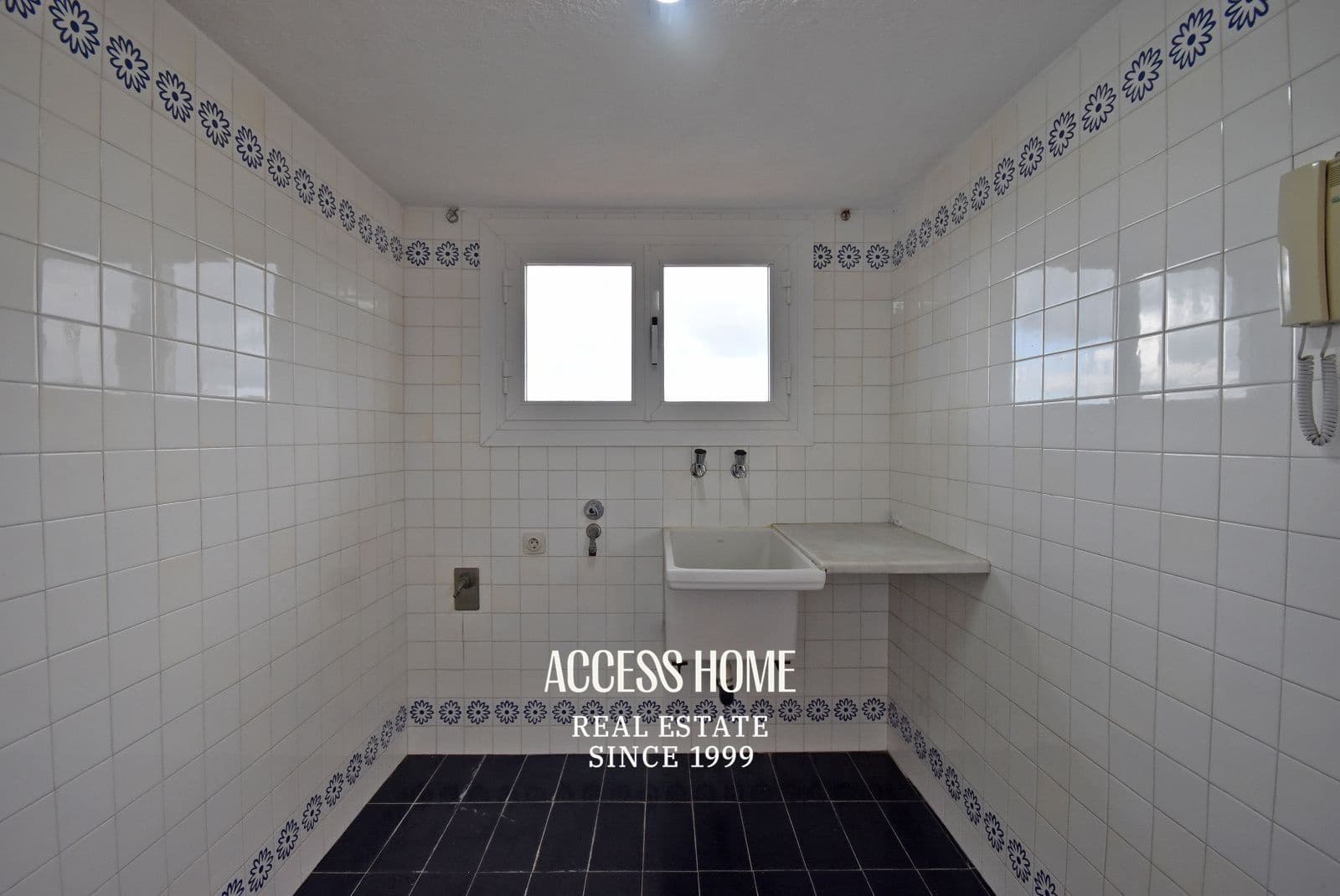 4 soveværelse Byhus til salg i Sant Vicenc de Montalt med garage - € 575.000 (Ref: 9821716)