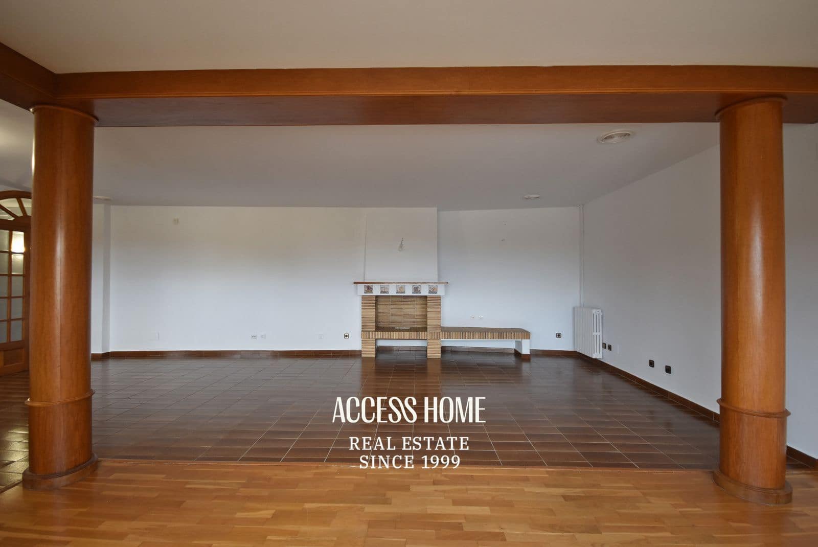 4 soveværelse Byhus til salg i Sant Vicenc de Montalt med garage - € 575.000 (Ref: 9821716)