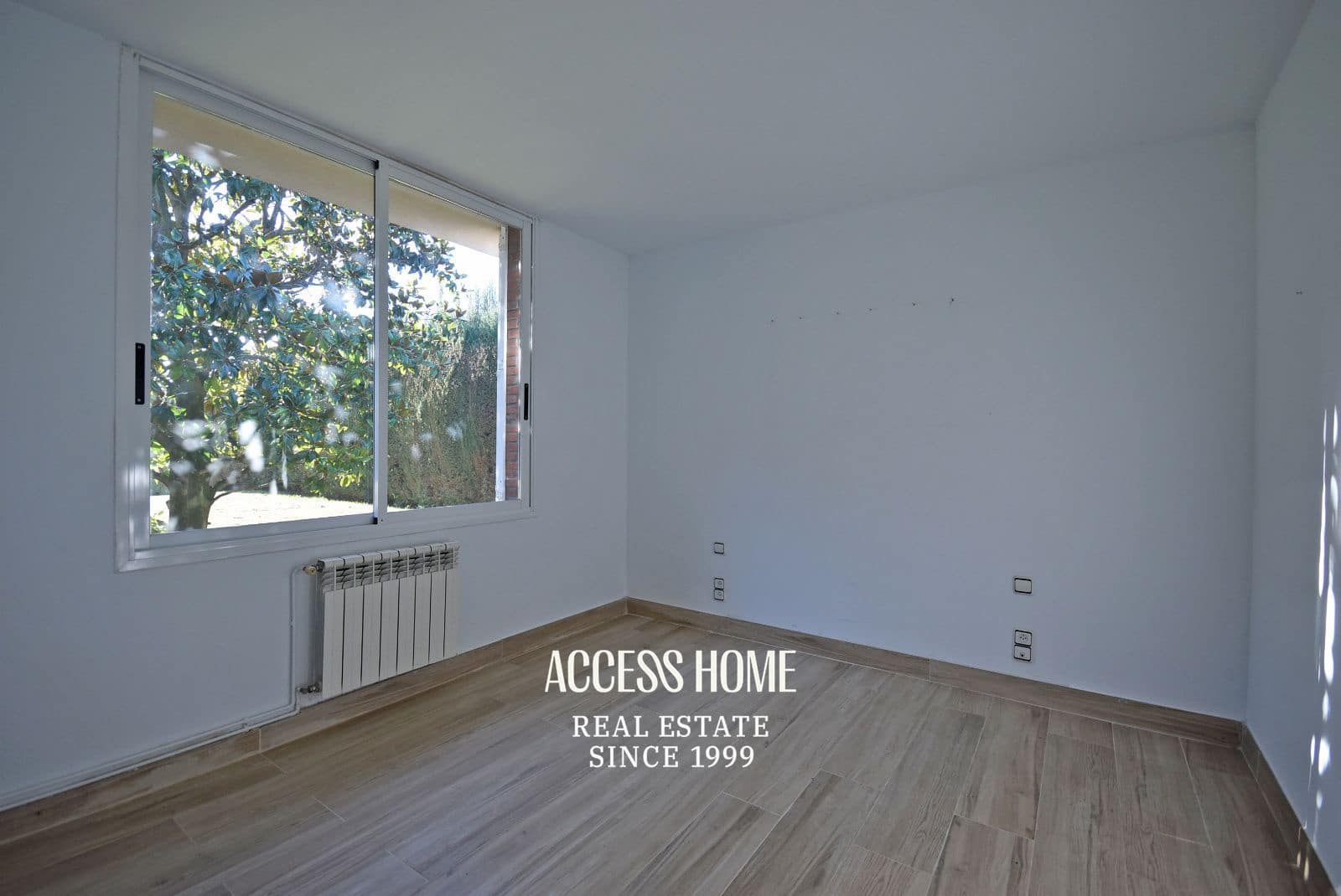 4 soveværelse Villa til salg i Sant Vicenc de Montalt med swimmingpool garage - € 995.000 (Ref: 9844583)