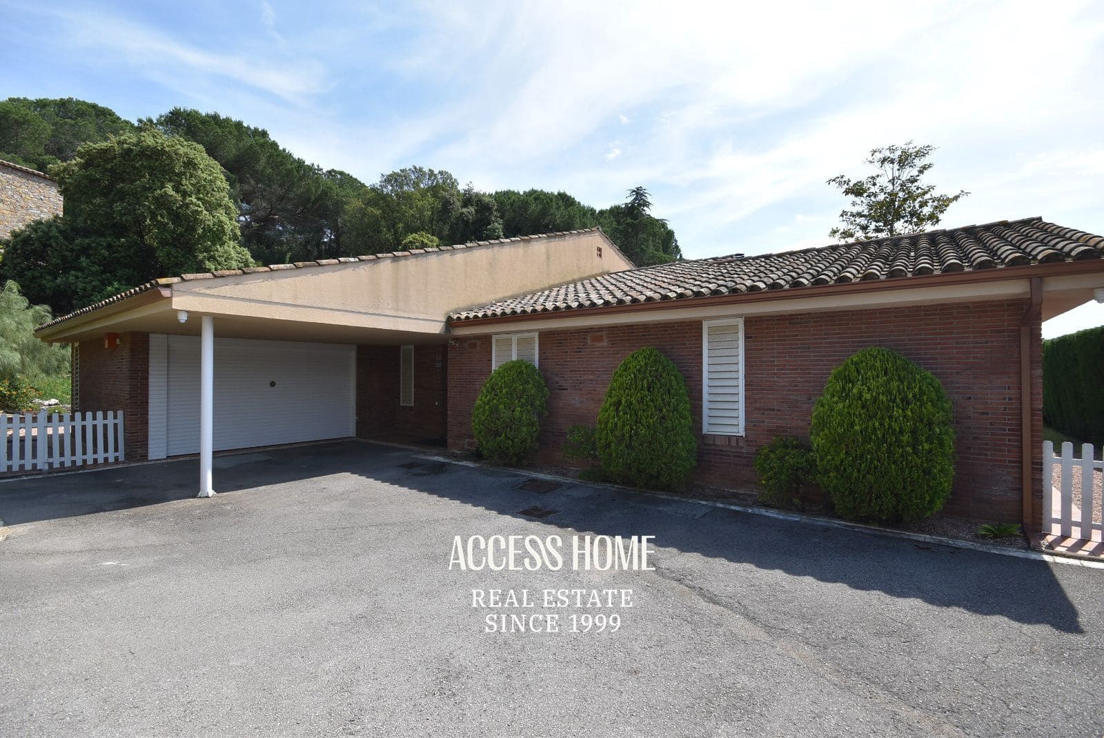 4 soveværelse Villa til salg i Sant Vicenc de Montalt med swimmingpool garage - € 995.000 (Ref: 9844583)