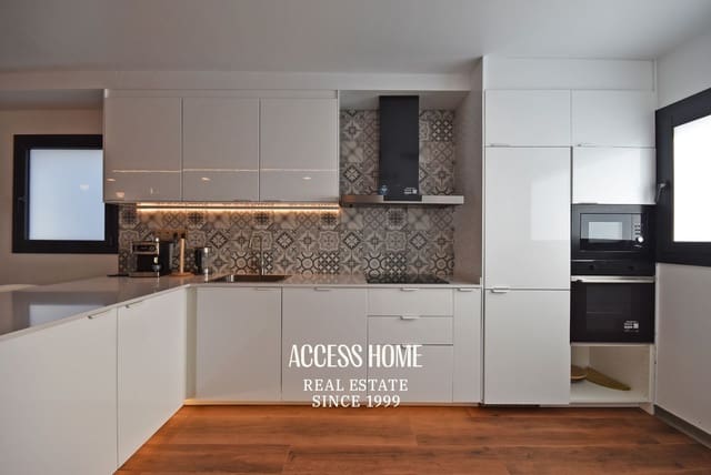 4 sovrum Hus till salu i Montgat med pool garage - 1 000 350 € (Ref: 9847761)