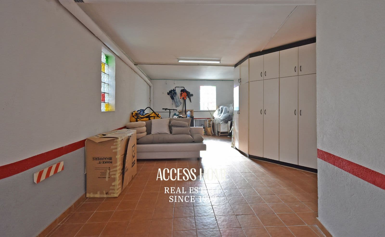 4 bedroom Villa for sale in Alella with pool garage - € 750,000 (Ref: 9854281)