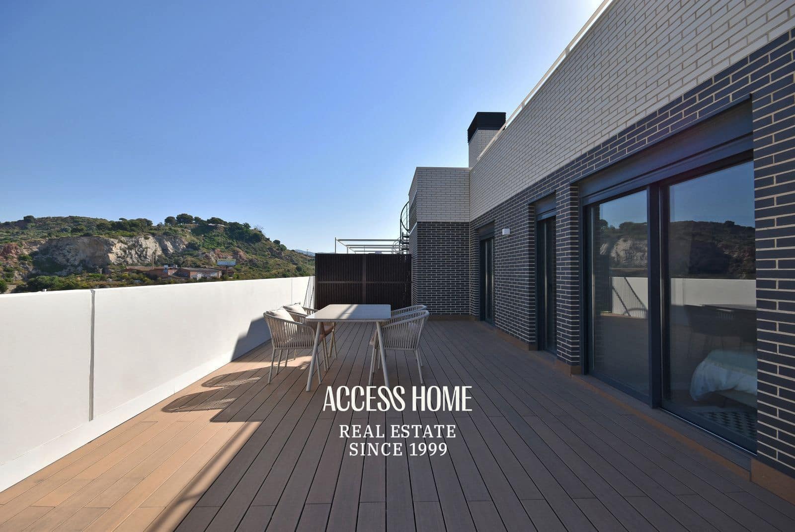 3 slaapkamer Penthouse te koop in Montgat met zwembad garage - € 995.000 (Ref: 9867954)