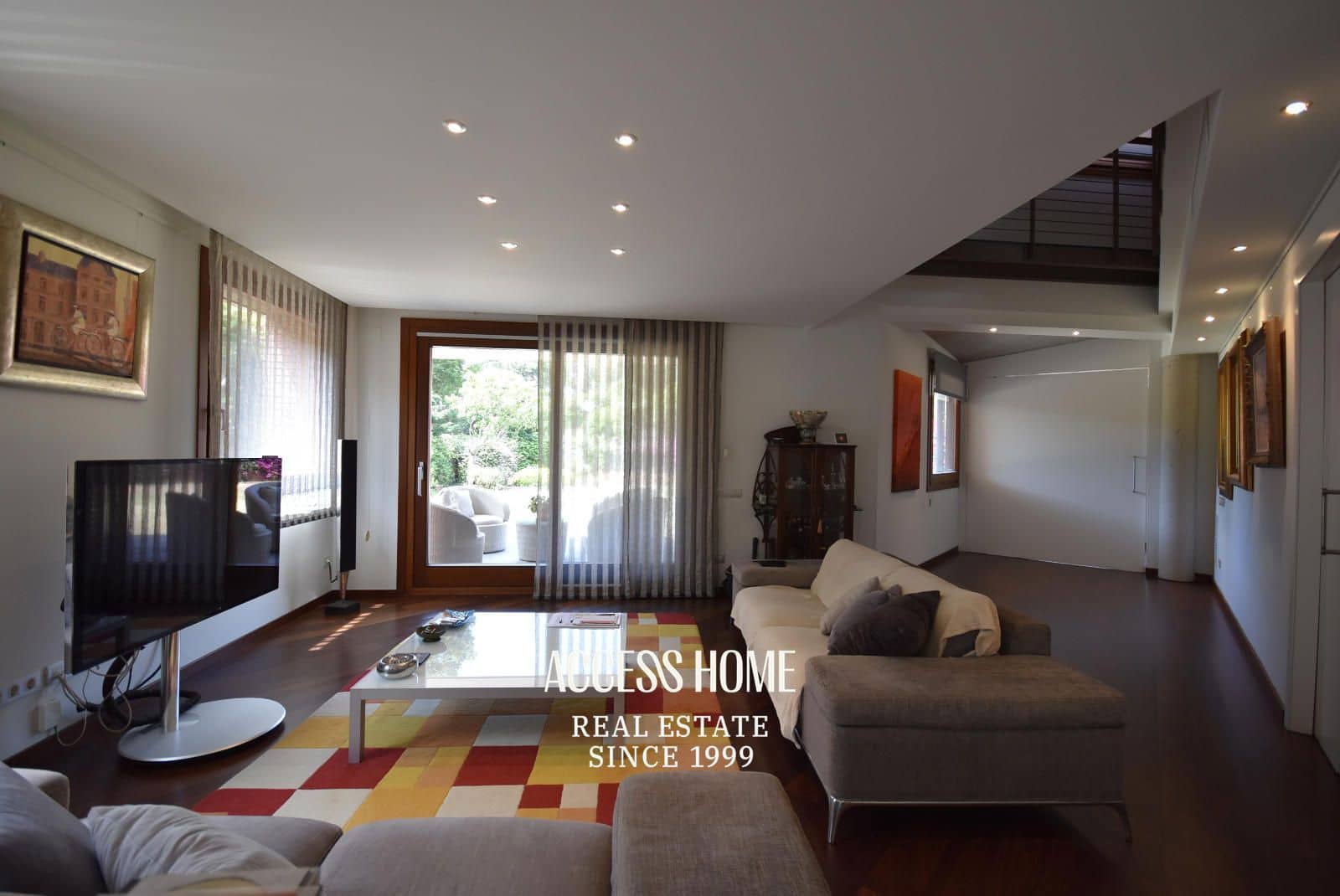 4 bedroom Villa for sale in Cabrera de Mar with garage - € 1,420,000 (Ref: 9874118)