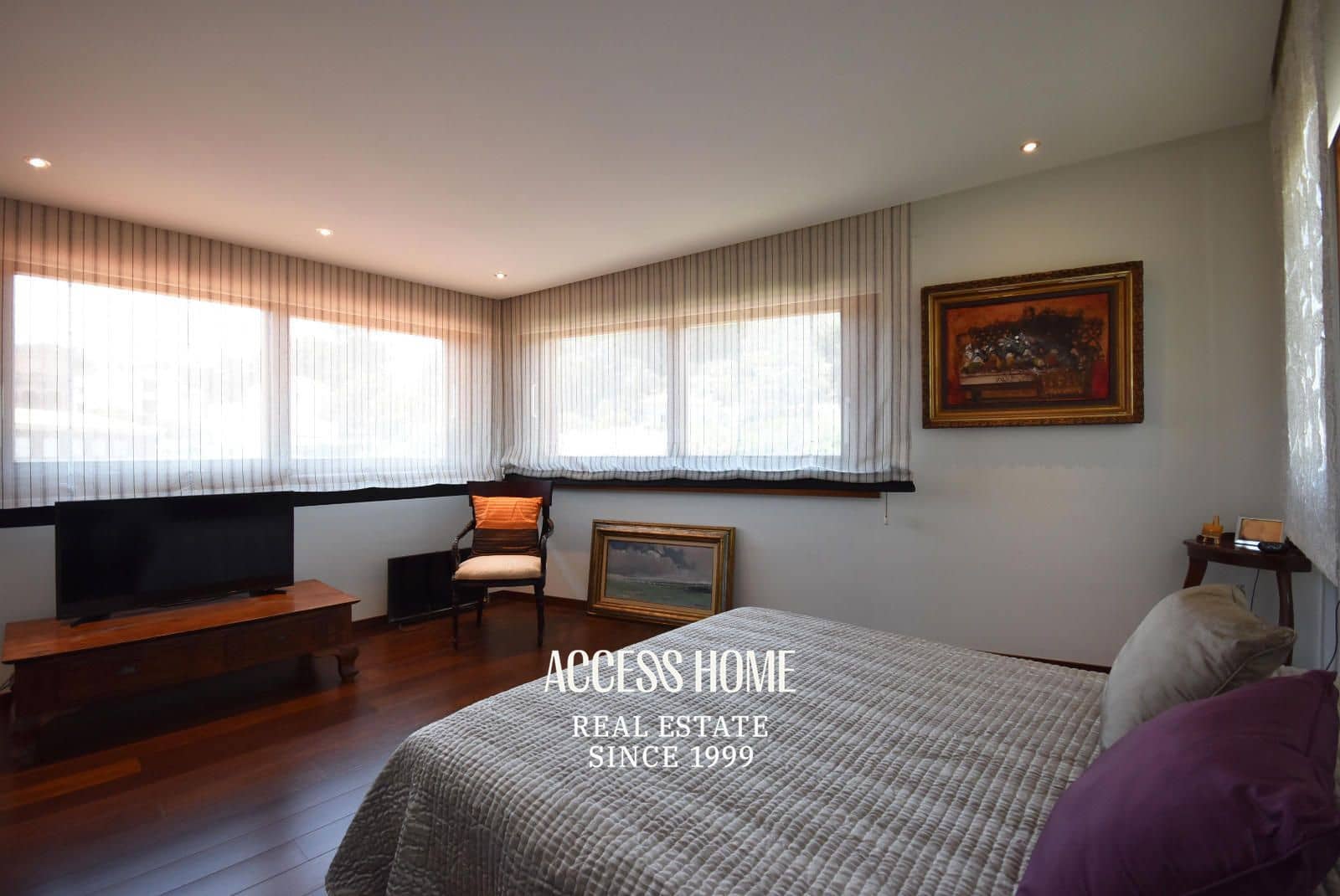 4 bedroom Villa for sale in Cabrera de Mar with garage - € 1,420,000 (Ref: 9874118)