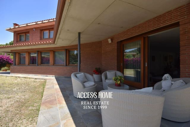 4 soveværelse Villa til salg i Cabrera de Mar med garage - € 1.420.000 (Ref: 9874118)
