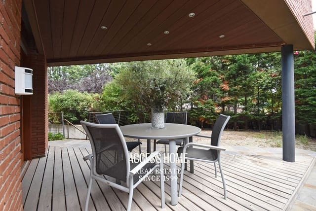 4 soveværelse Villa til salg i Cabrera de Mar med garage - € 1.420.000 (Ref: 9874118)