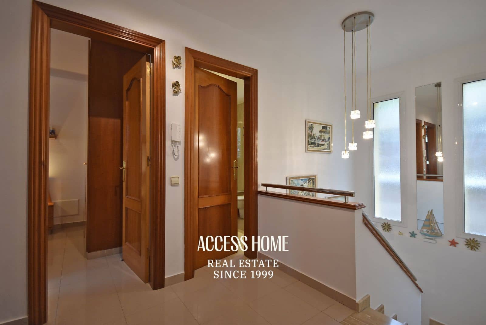 5 Zimmer Villa zu verkaufen in Vilassar de Dalt mit Pool Garage - 750.000 € (Ref: 9893283)