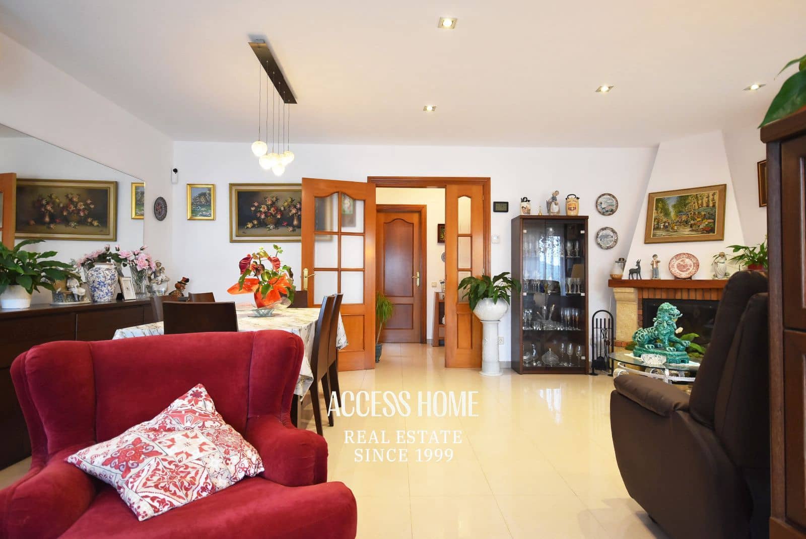5 Zimmer Villa zu verkaufen in Vilassar de Dalt mit Pool Garage - 750.000 € (Ref: 9893283)