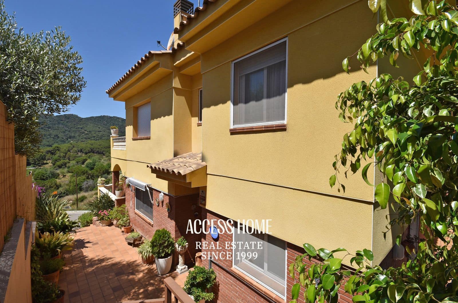 5 Zimmer Villa zu verkaufen in Vilassar de Dalt mit Pool Garage - 750.000 € (Ref: 9893283)