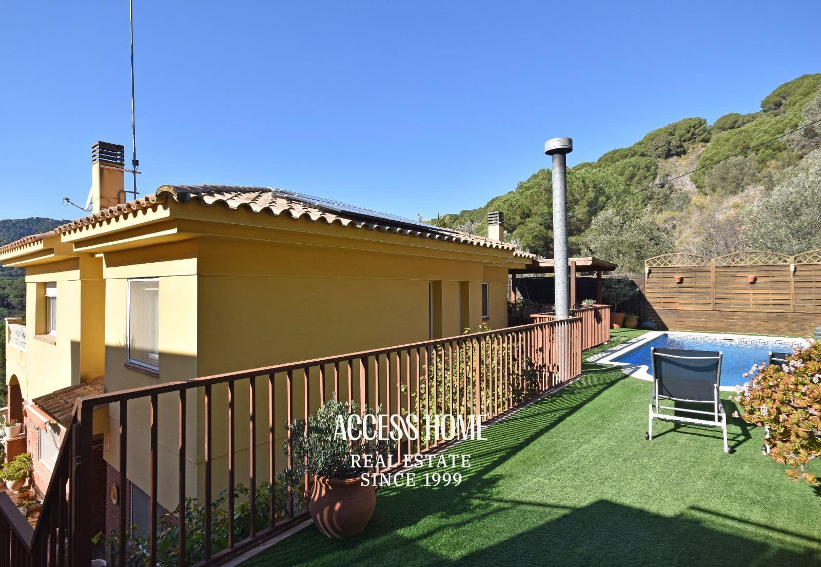5 Zimmer Villa zu verkaufen in Vilassar de Dalt mit Pool Garage - 750.000 € (Ref: 9893283)
