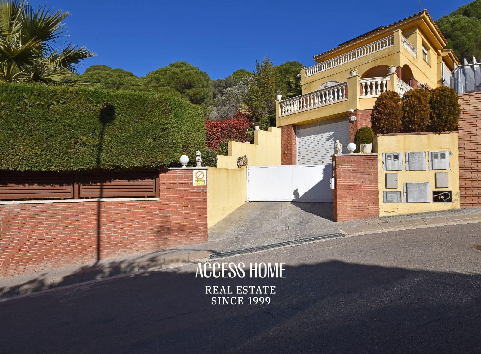 5 Zimmer Villa zu verkaufen in Vilassar de Dalt mit Pool Garage - 750.000 € (Ref: 9893283)