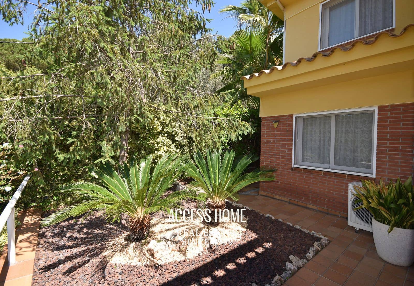 5 Zimmer Villa zu verkaufen in Vilassar de Dalt mit Pool Garage - 750.000 € (Ref: 9893283)