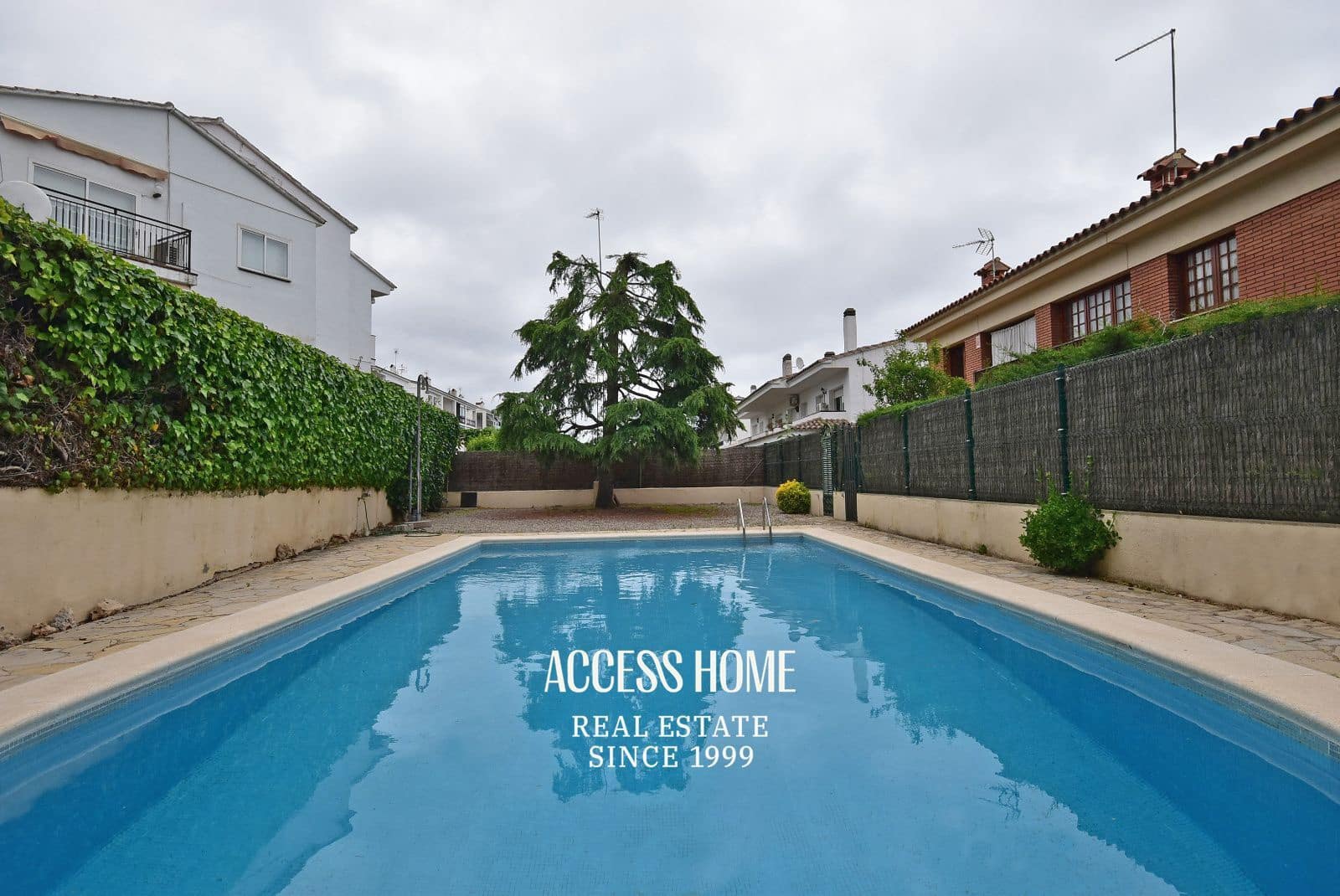 Casa de 4 habitaciones en Vilassar de Dalt en venta con piscina garaje - 800.000 € (Ref: 9893284)