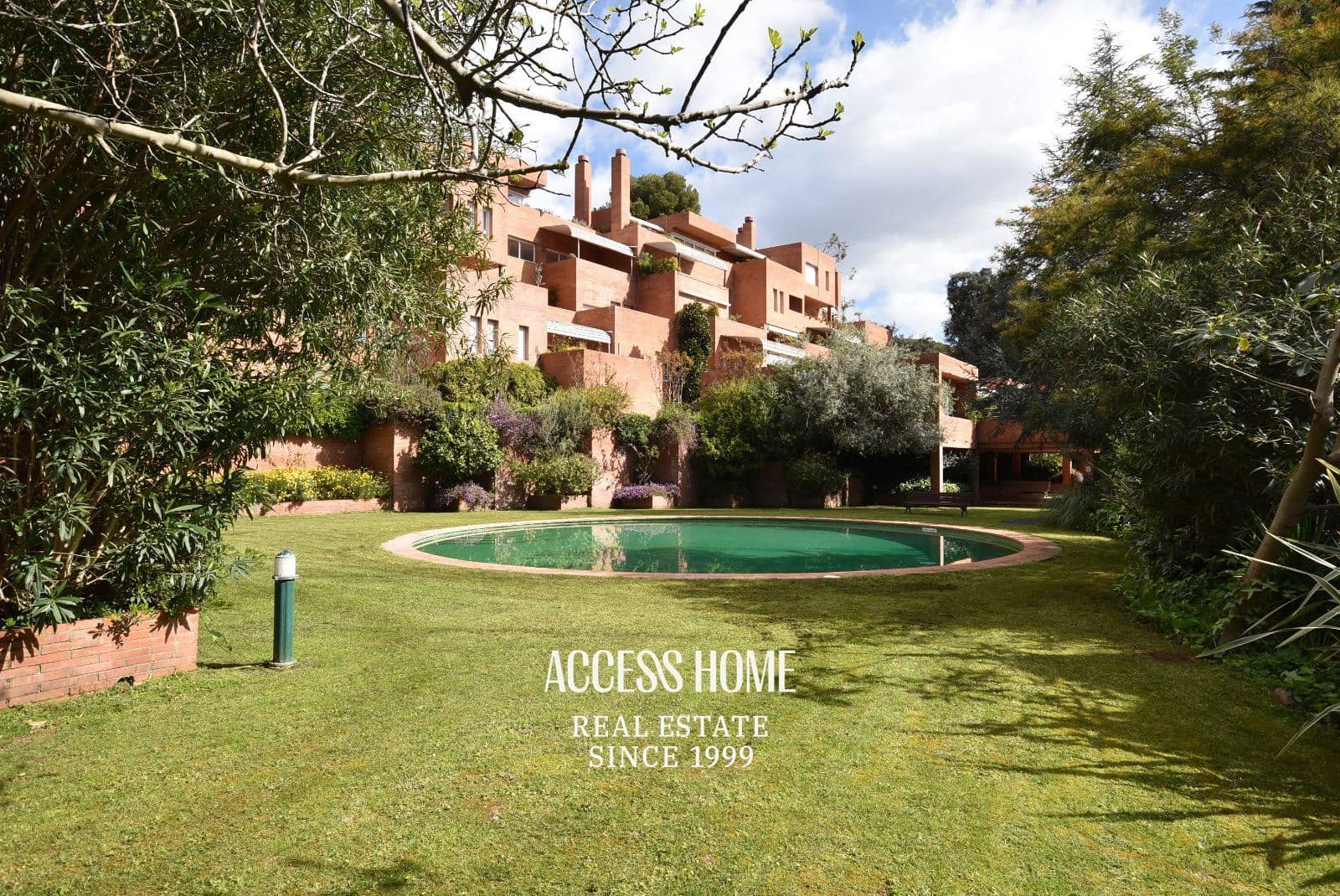 2 quarto Apartamento para arrendar em Sant Vicenc de Montalt com piscina garagem - 5 000 € (Ref: 9895200)