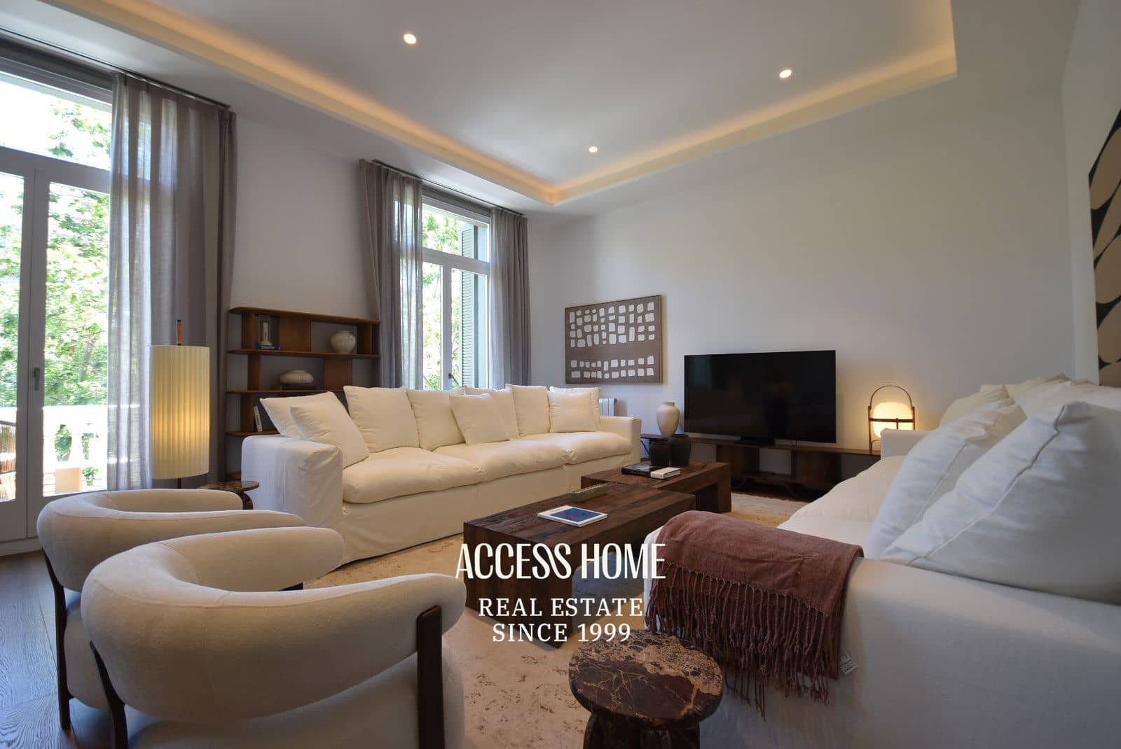 4 slaapkamer Flat te huur in Barcelona stad - € 8.500 (Ref: 9905125)
