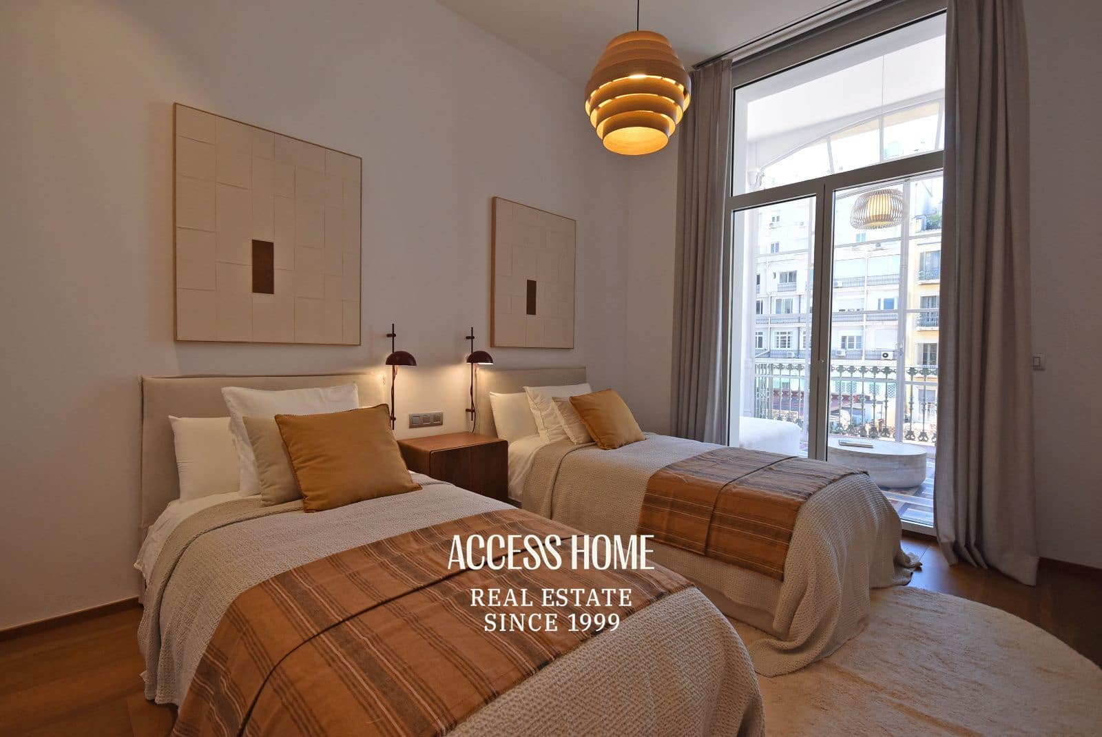 4 slaapkamer Flat te huur in Barcelona stad - € 8.500 (Ref: 9905125)
