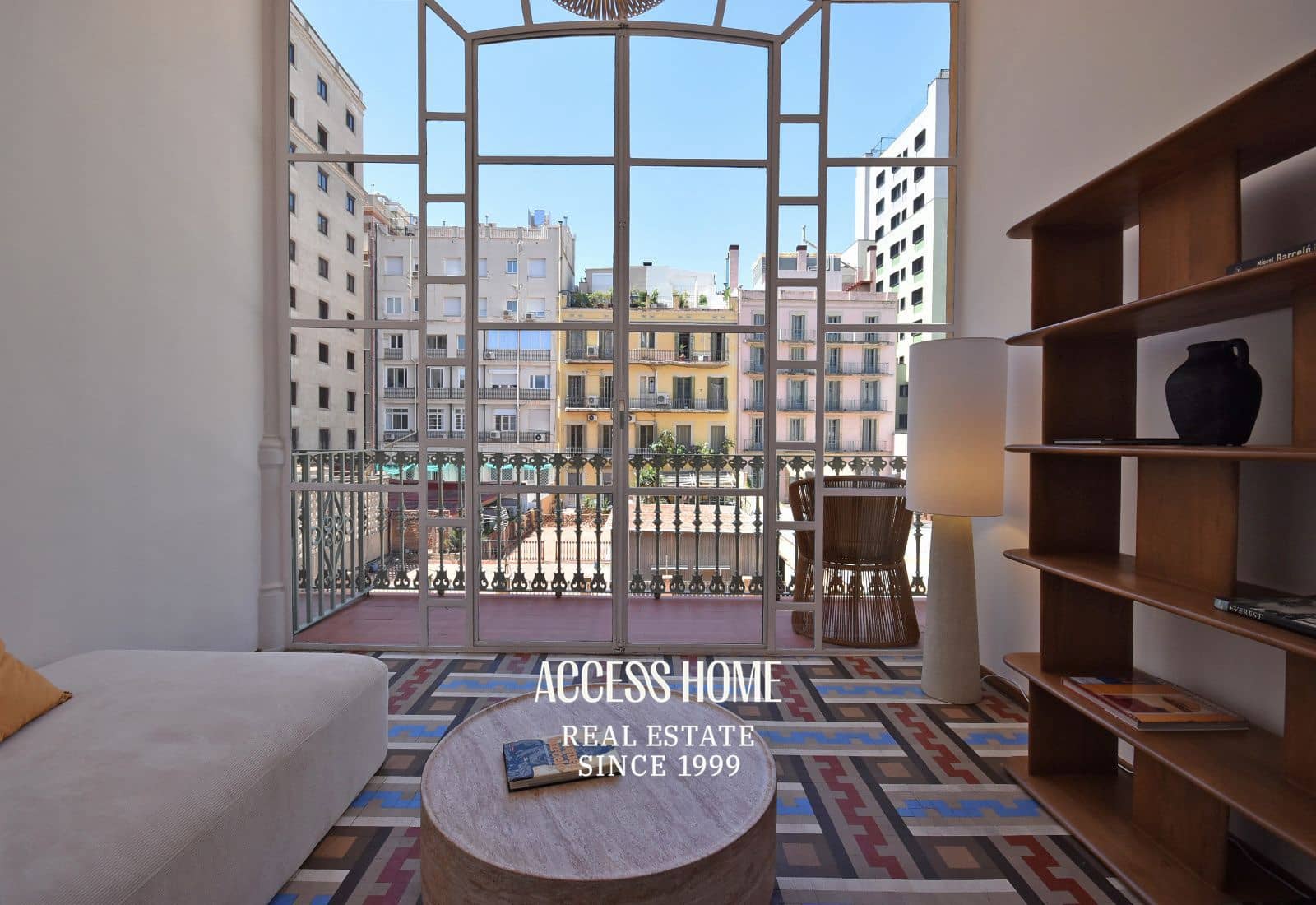 4 slaapkamer Flat te huur in Barcelona stad - € 8.500 (Ref: 9905125)