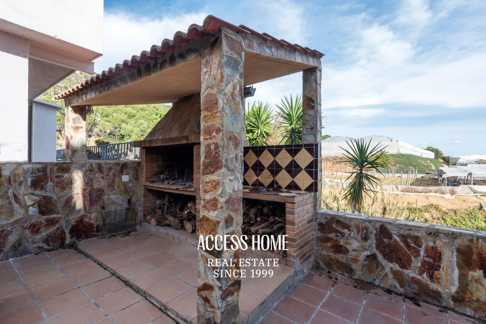 6 bedroom Villa for sale in Cabrils with pool - € 895,000 (Ref: 9925170)