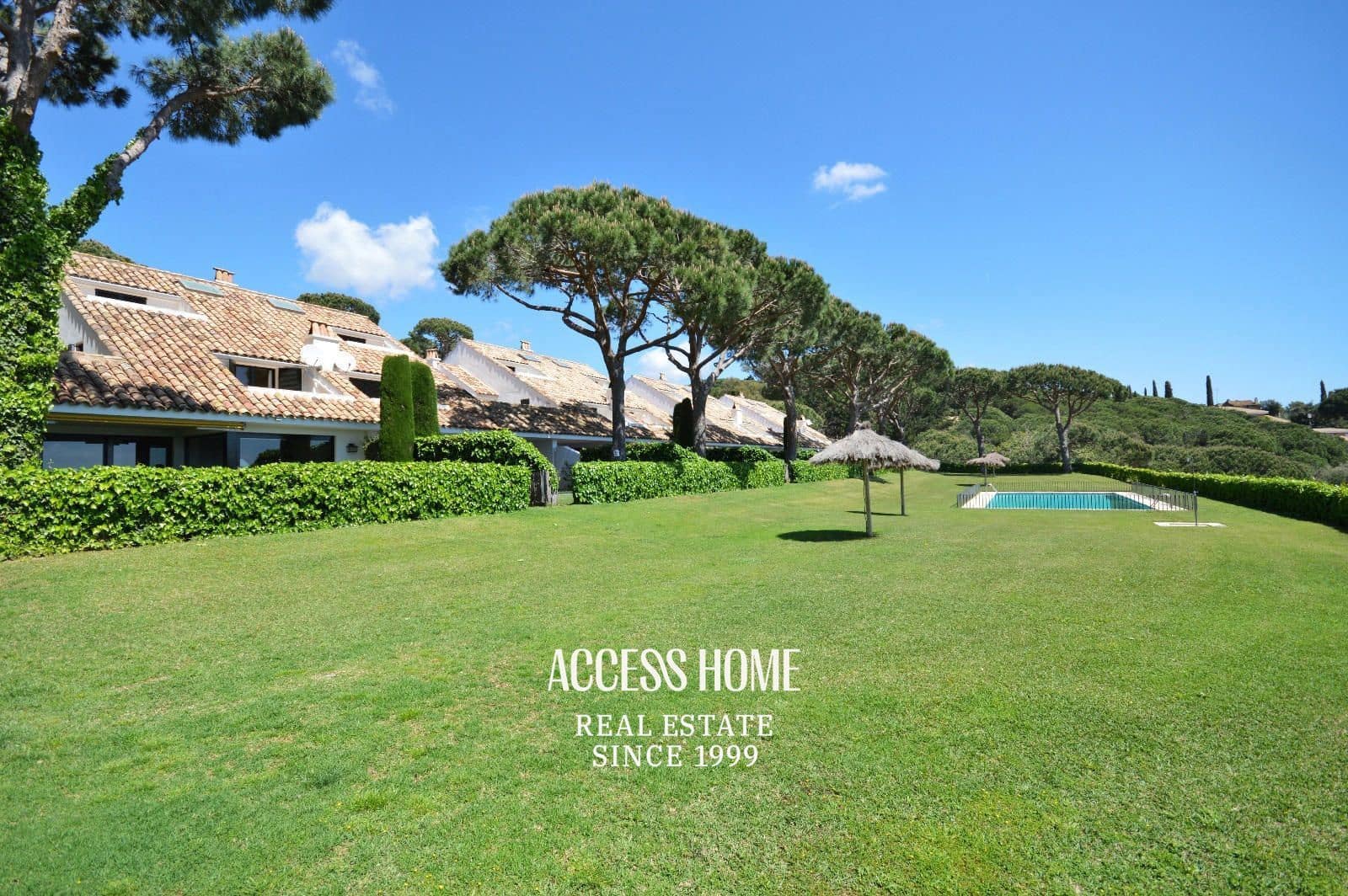 Casa de 5 habitaciones en Sant Vicenç de Montalt en alquiler con piscina garaje - 3.500 € (Ref: 9939054)