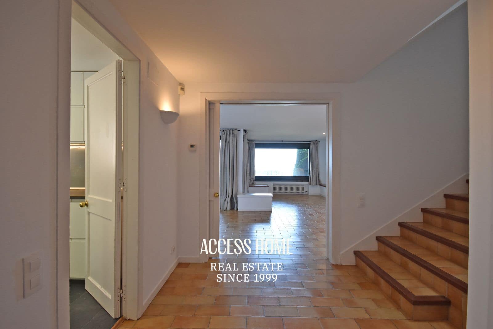Maison de Ville de 5 chambres à louer à Sant Vicenc de Montalt avec piscine garage - 3 500 € (Ref: 9939054)