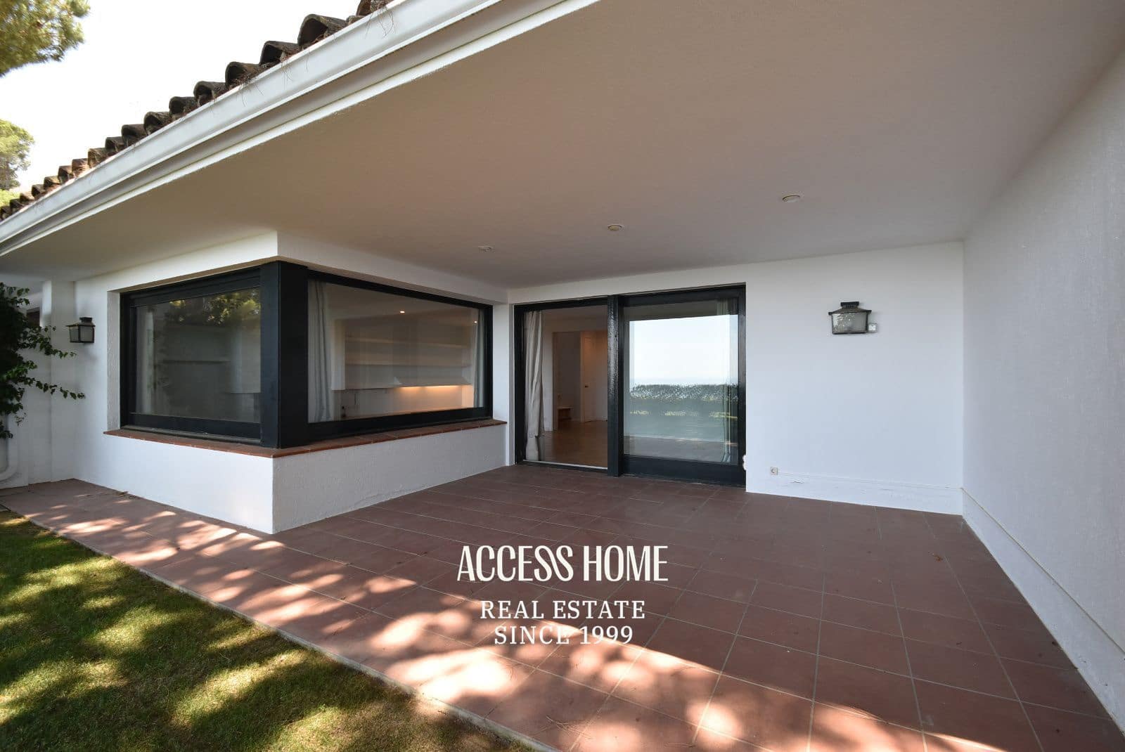 Maison de Ville de 5 chambres à louer à Sant Vicenc de Montalt avec piscine garage - 3 500 € (Ref: 9939054)