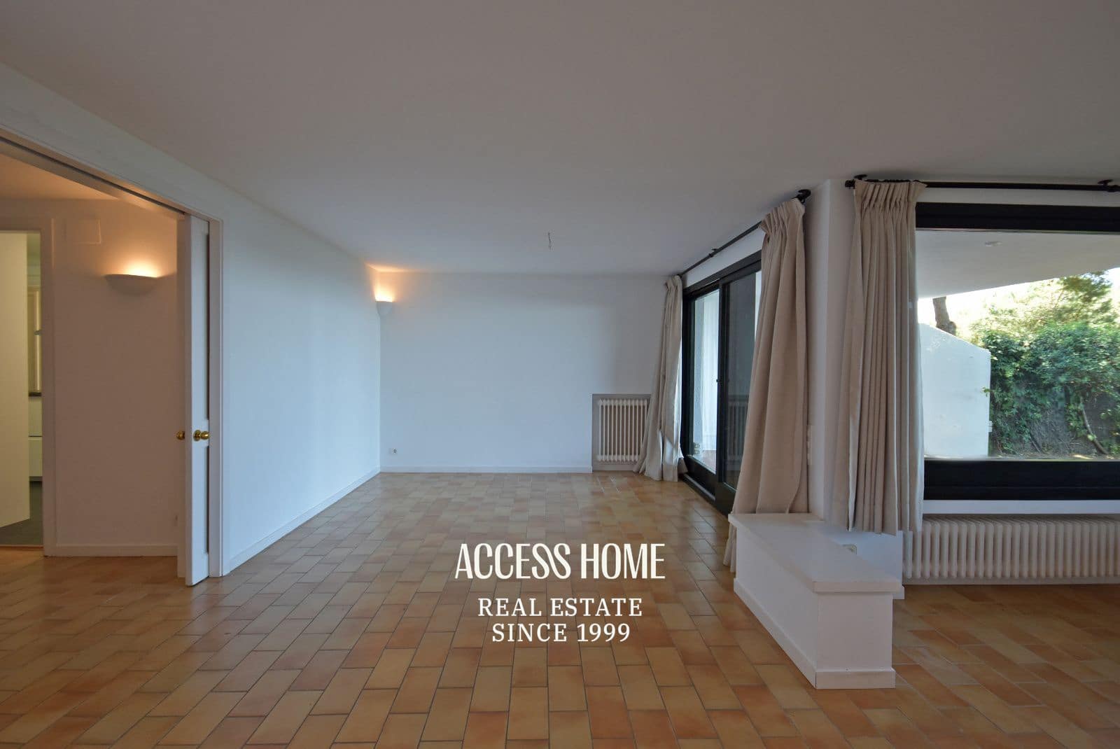 Maison de Ville de 5 chambres à louer à Sant Vicenc de Montalt avec piscine garage - 3 500 € (Ref: 9939054)