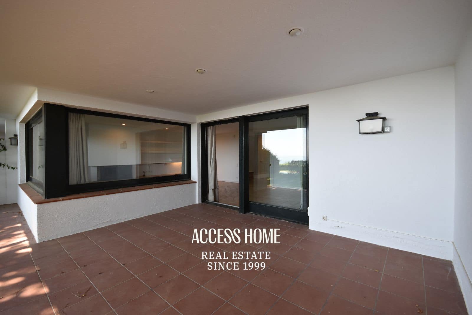 Maison de Ville de 5 chambres à louer à Sant Vicenc de Montalt avec piscine garage - 3 500 € (Ref: 9939054)
