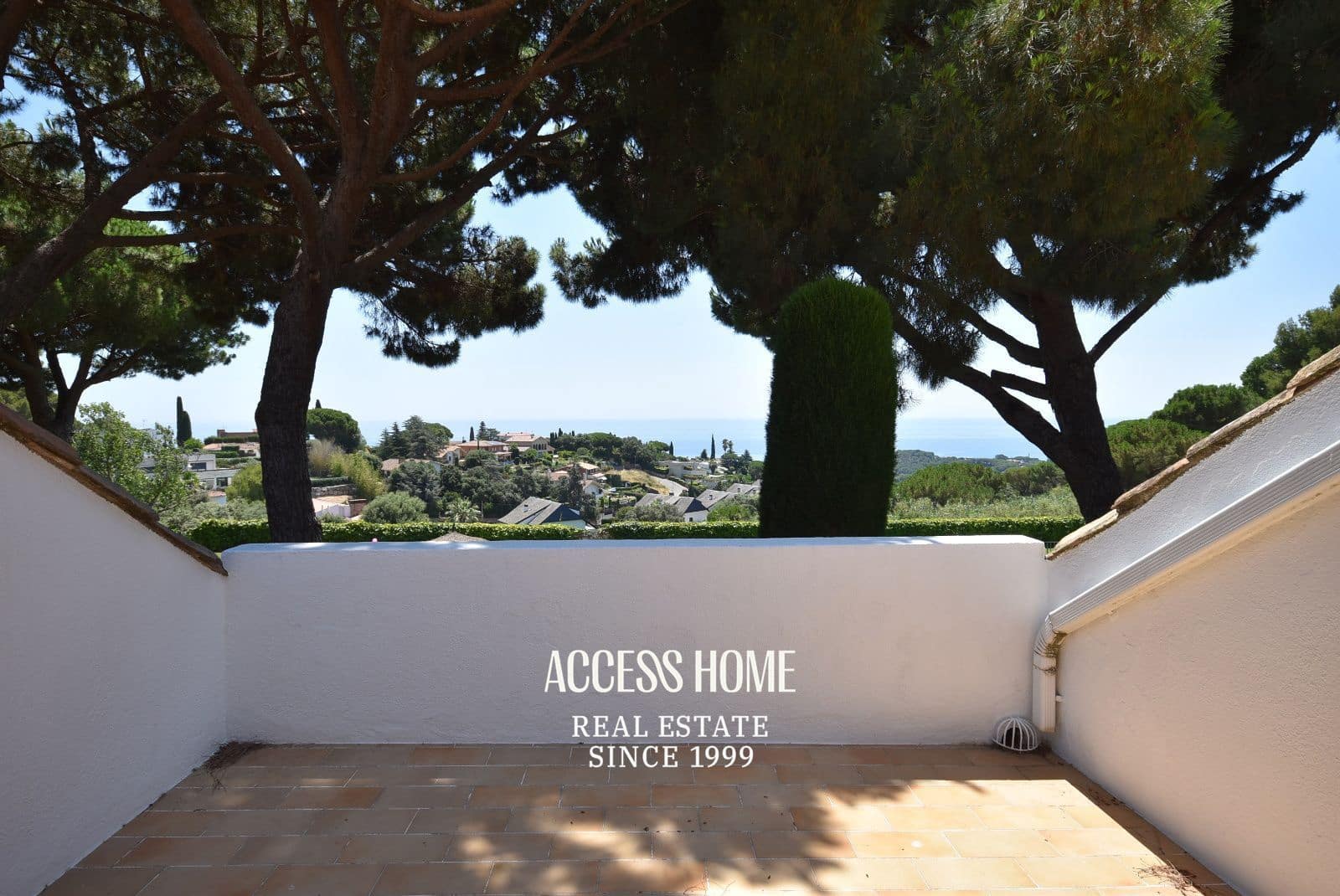 Maison de Ville de 5 chambres à louer à Sant Vicenc de Montalt avec piscine garage - 3 500 € (Ref: 9939054)