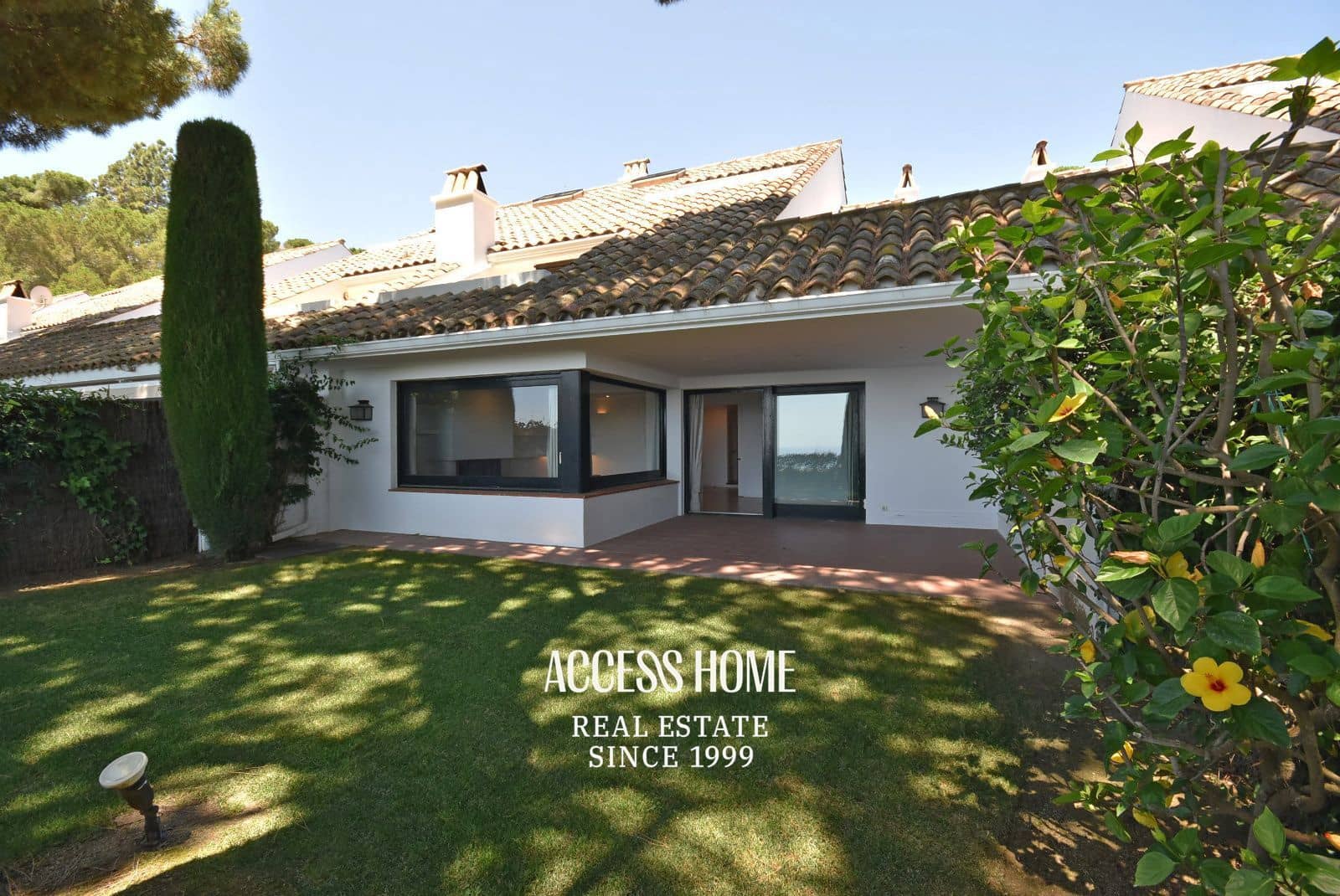 Maison de Ville de 5 chambres à louer à Sant Vicenc de Montalt avec piscine garage - 3 500 € (Ref: 9939054)