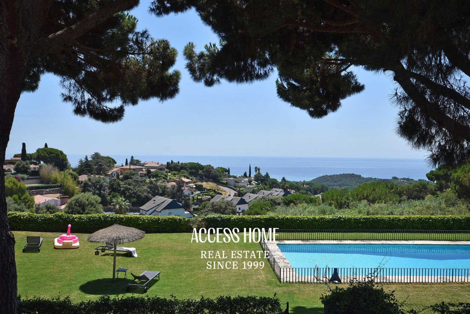 Maison de Ville de 5 chambres à louer à Sant Vicenc de Montalt avec piscine garage - 3 500 € (Ref: 9939054)