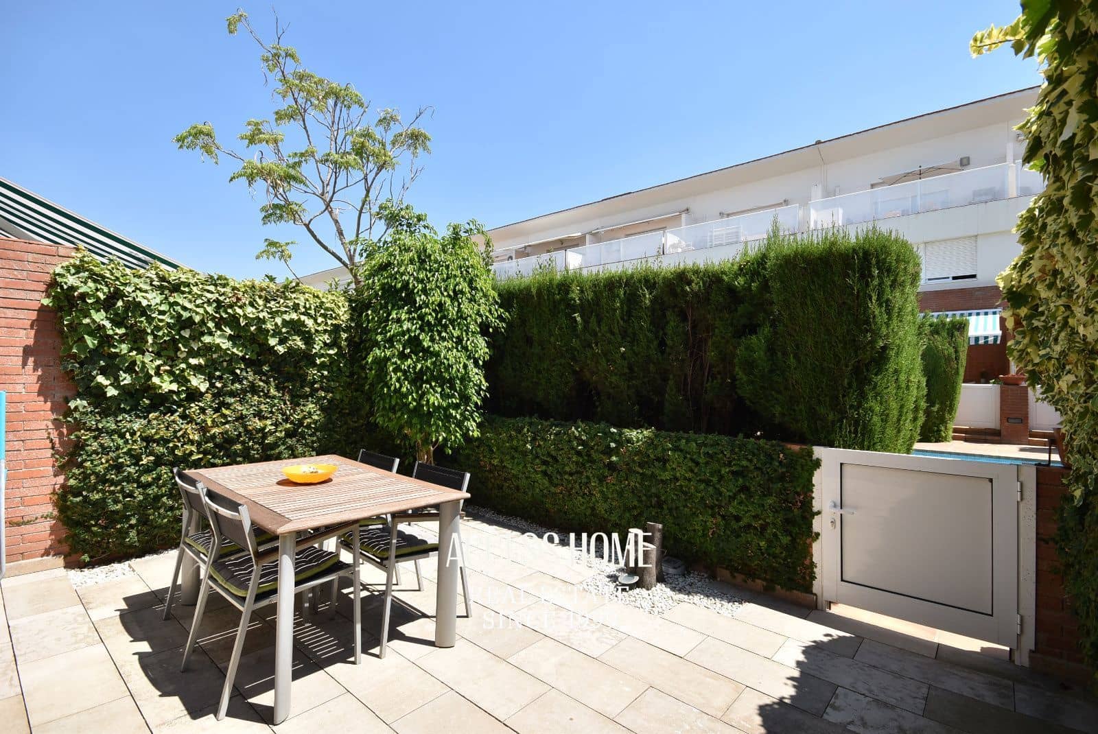 5 Zimmer Haus zu verkaufen in Premia de Mar mit Pool Garage - 690.000 € (Ref: 9941488)