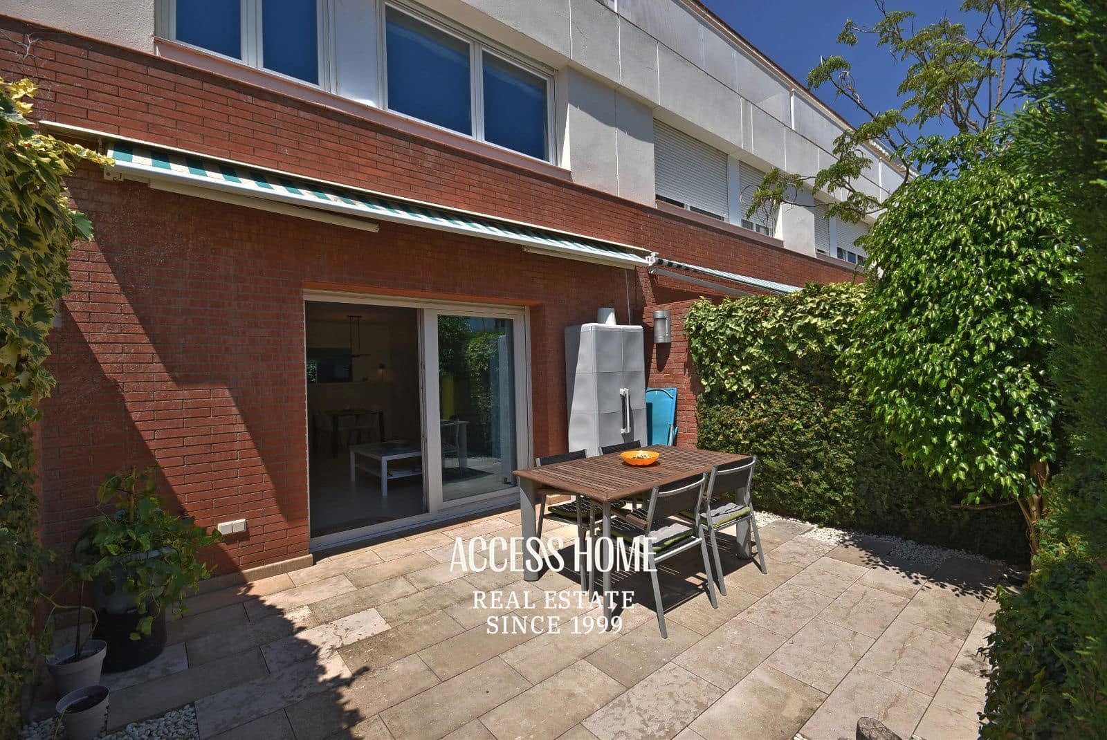 5 Zimmer Haus zu verkaufen in Premia de Mar mit Pool Garage - 690.000 € (Ref: 9941488)