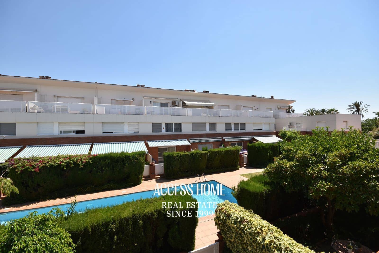 5 Zimmer Haus zu verkaufen in Premia de Mar mit Pool Garage - 690.000 € (Ref: 9941488)